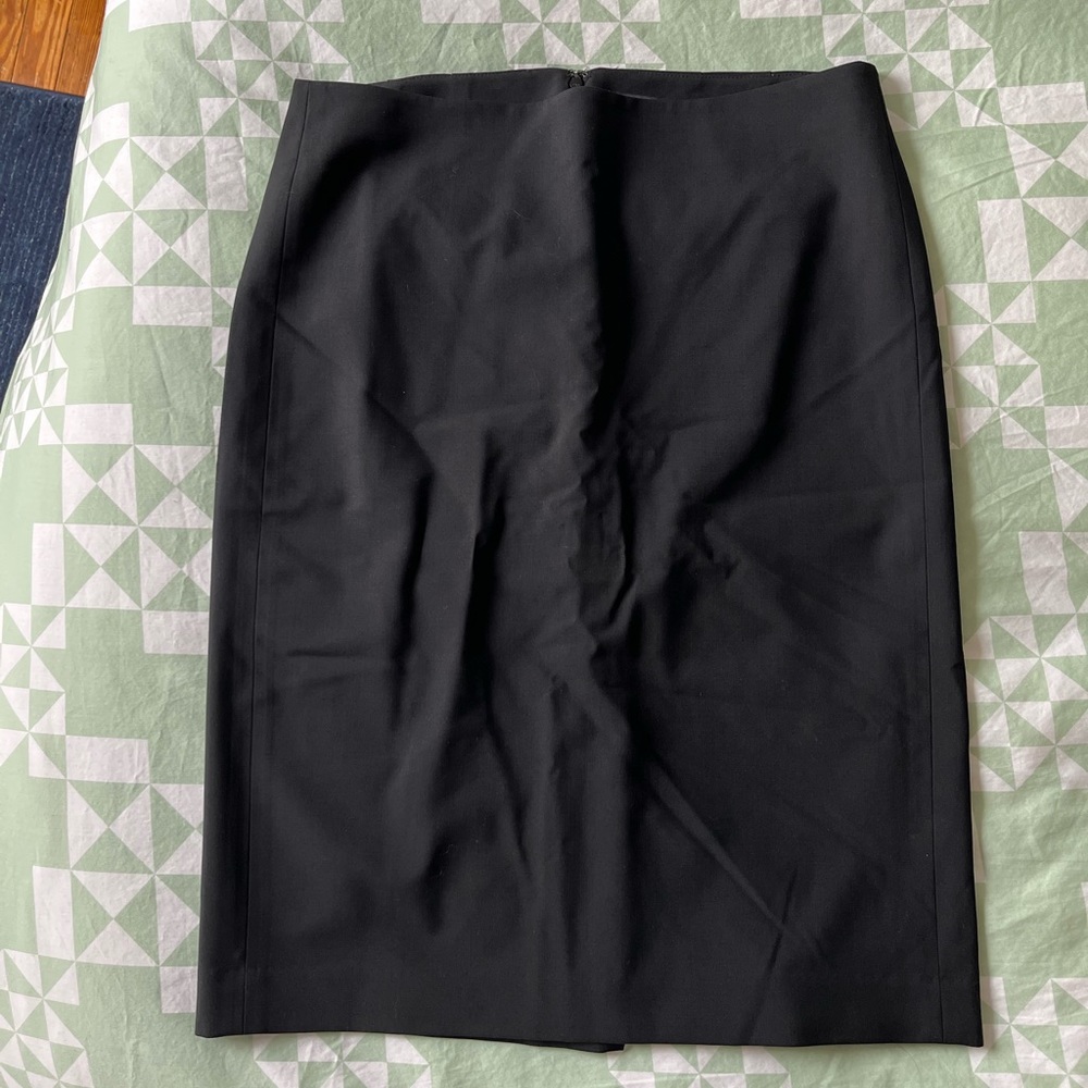 Theory Pencil Skirt in Wool, Black 10
